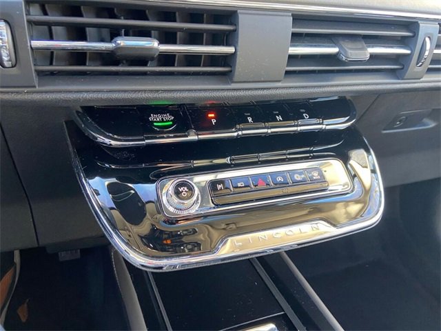 Used 2023 Lincoln Corsair AWD w/ Equipment Group 101A image 23