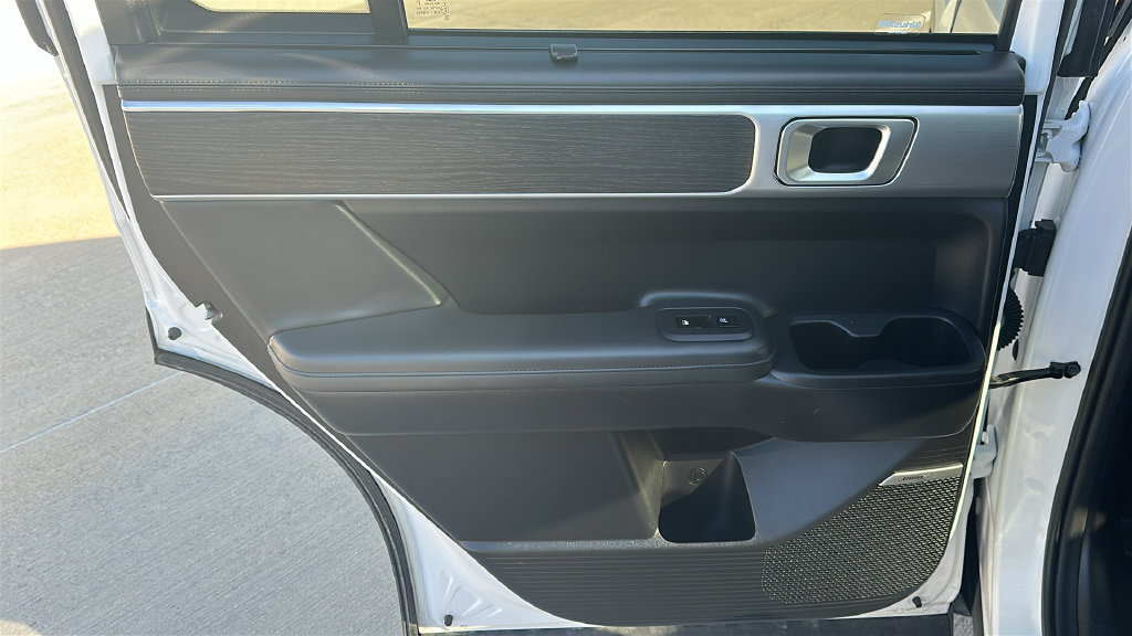 Certified 2025 Hyundai Santa Fe Limited FWD image 33