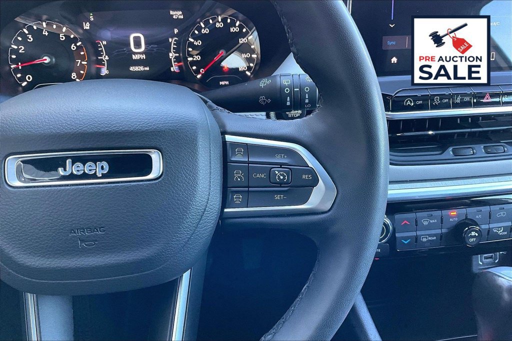 Used 2025 Jeep Compass Limited AWD/4WD image 19