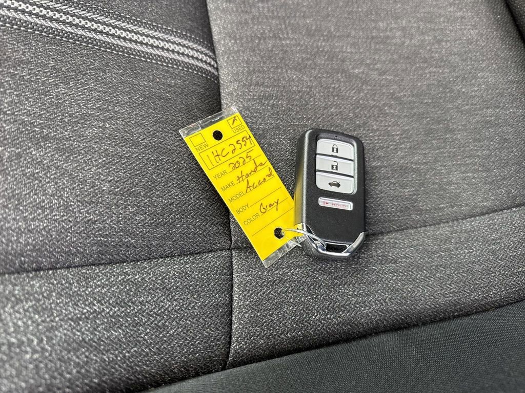 Used 2025 Honda Accord Sport image 34