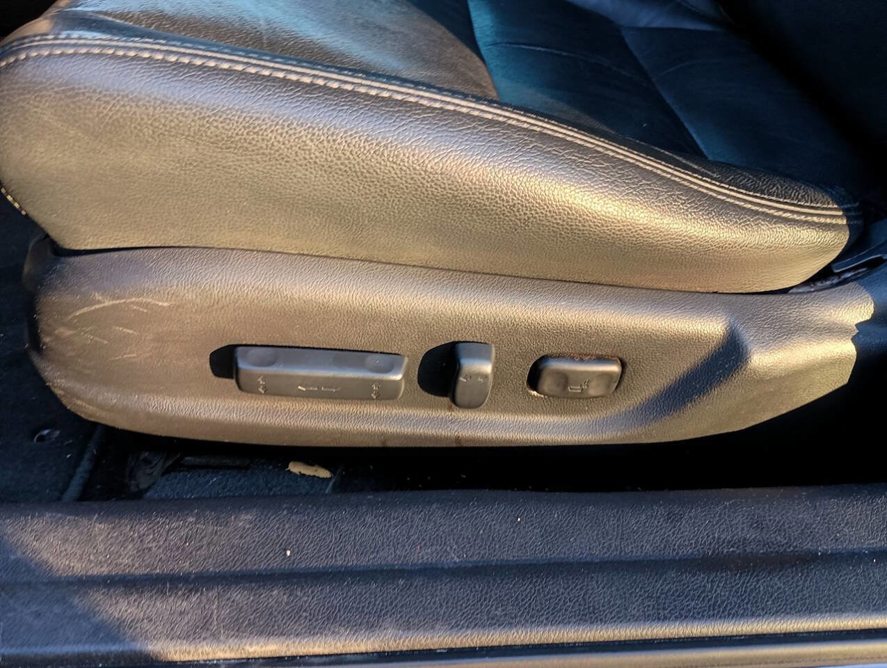 Used 2010 Honda Accord EX-L image 22