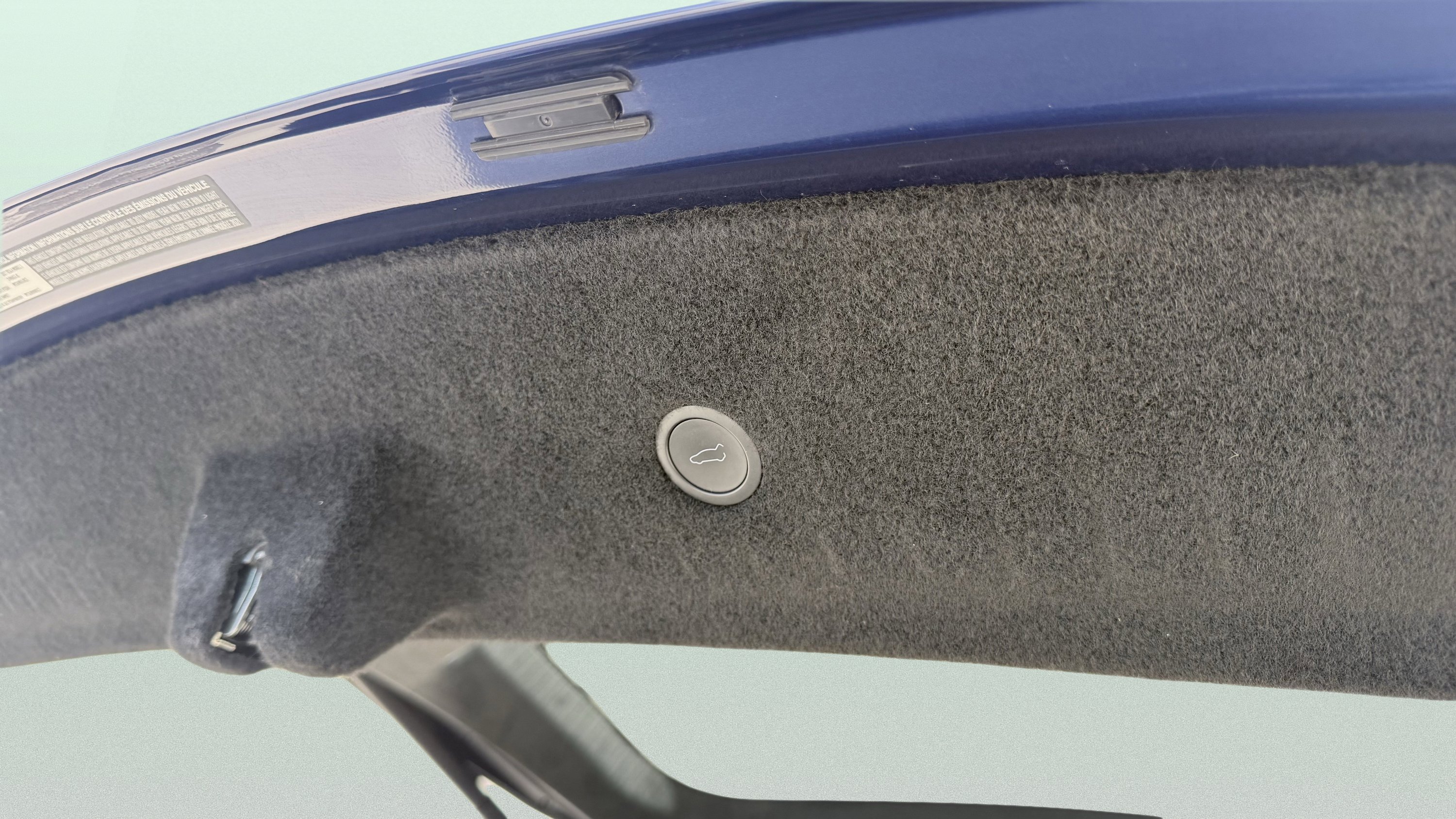 Used 2021 Tesla Model S Plaid image 11