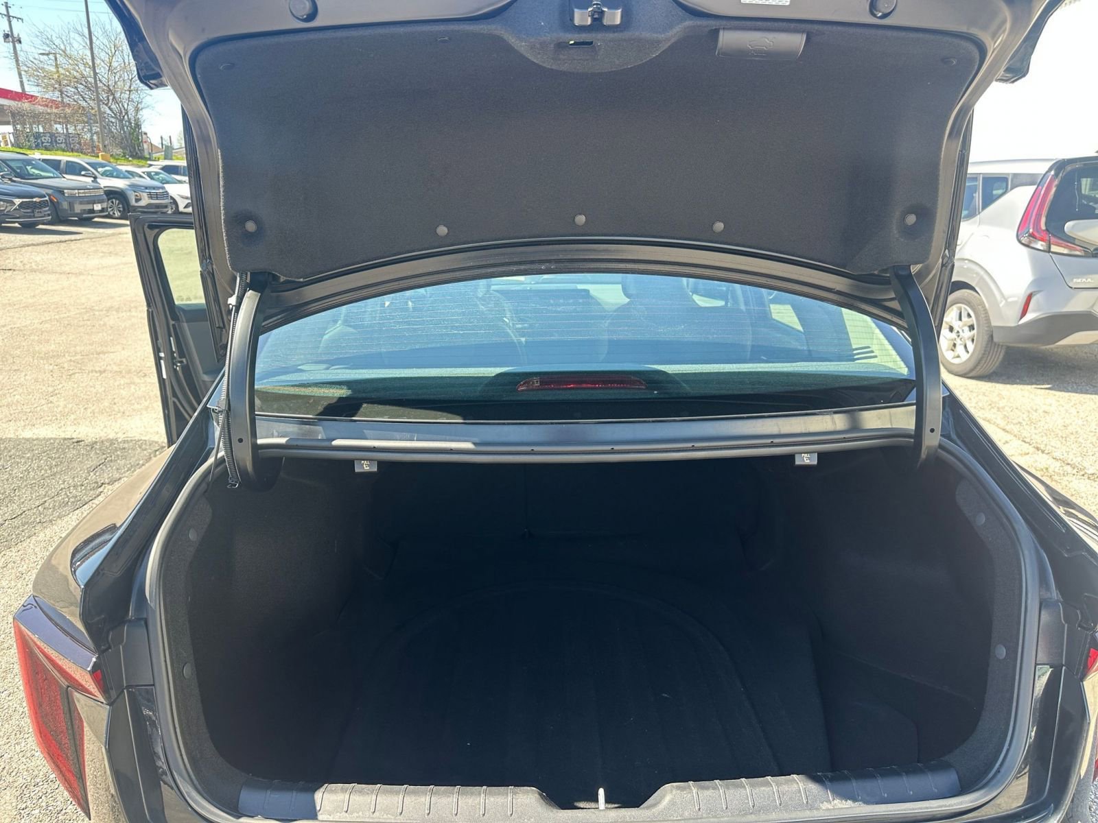 Used 2025 Kia K4 LXS image 29