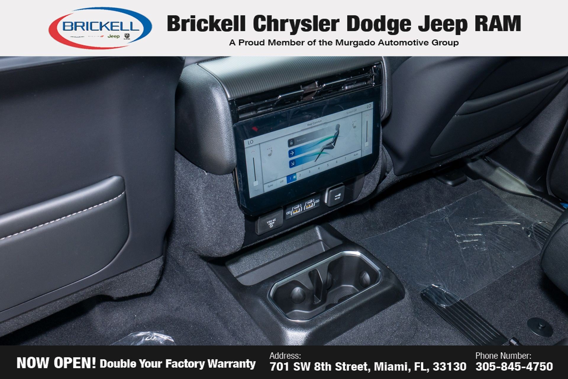 New 2026 Jeep Grand Wagoneer L Summit AWD/4WD image 25