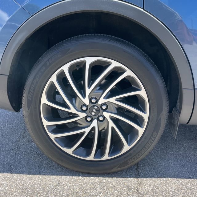 Used 2019 Lincoln Nautilus Reserve AWD/4WD image 11