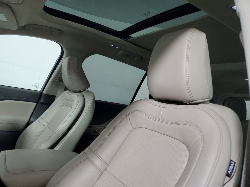 Used 2023 Lincoln Aviator Reserve w/ Equipment Group 201A image 22