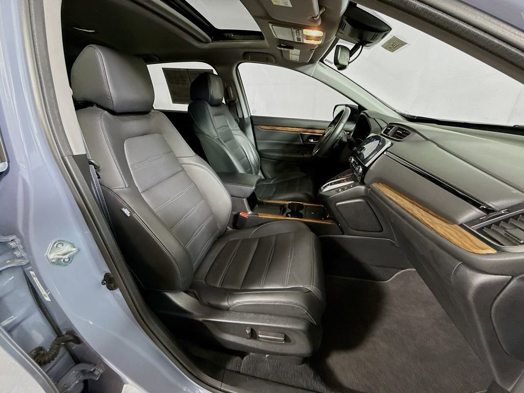 Used 2022 Honda CR-V Touring image 29