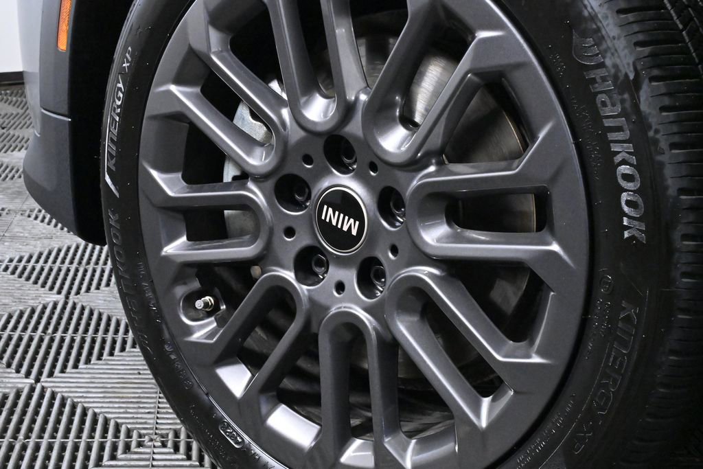 Certified 2025 MINI Cooper S image 26