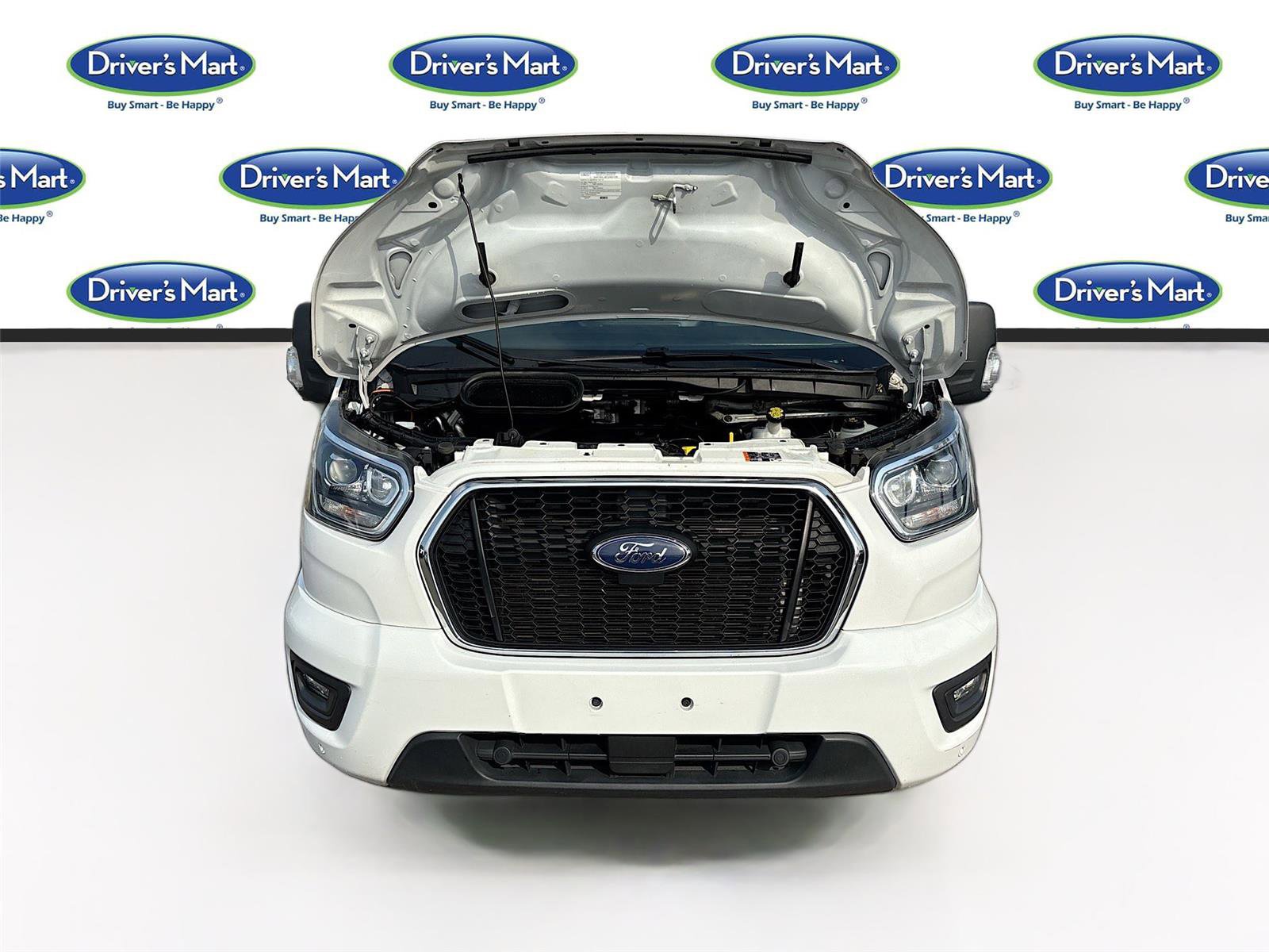 Used 2023 Ford Transit 350 XLT image 33