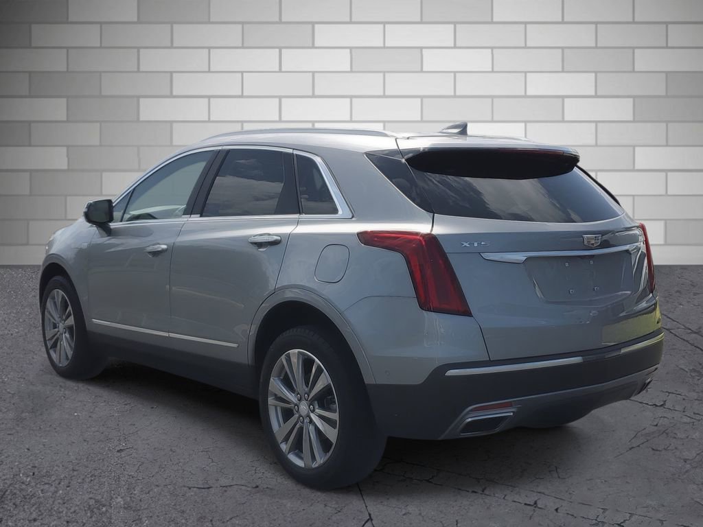 Certified 2024 Cadillac XT5 Premium Luxury w/ Technology Package FWD image 3