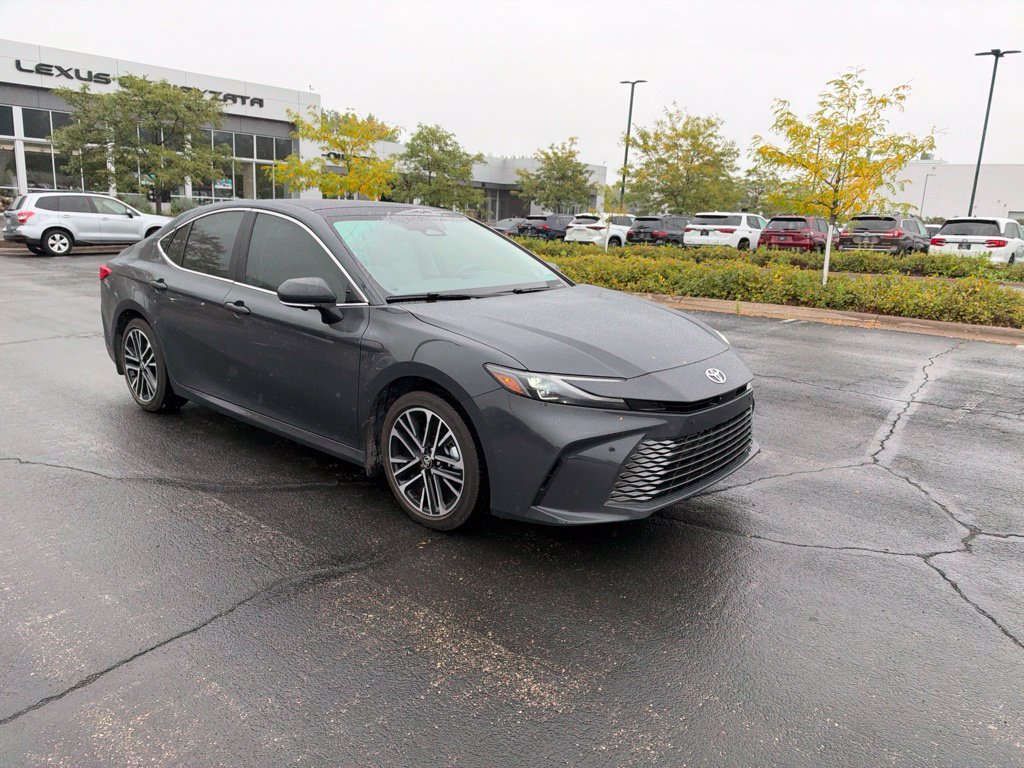 Used 2025 Toyota Camry XLE w/ Premium Plus Package AWD/4WD image 16