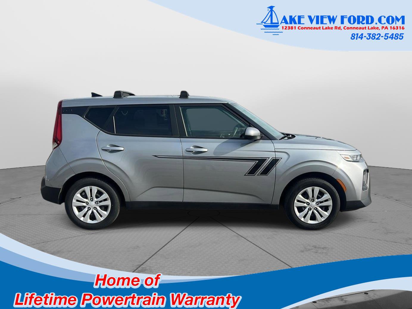 Used 2022 Kia Soul LX image 2
