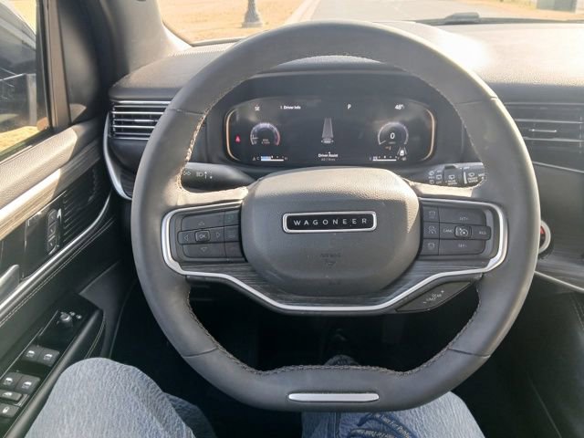 Used 2023 Jeep Wagoneer Series III w/ Premium Group I image 35