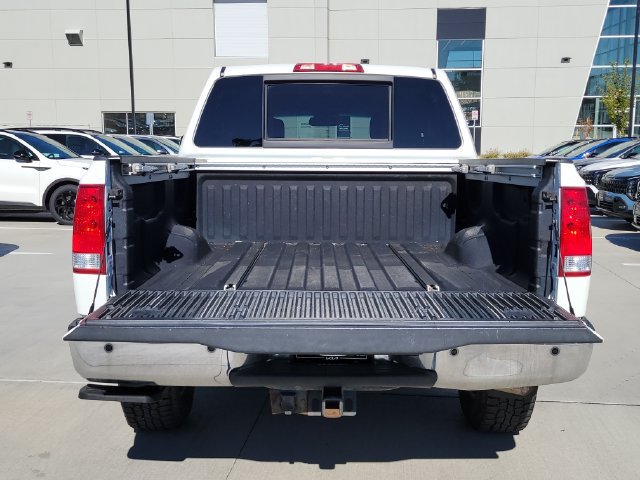 Used 2012 Nissan Titan SV w/ SV Premium Utility Pkg AWD/4WD image 17