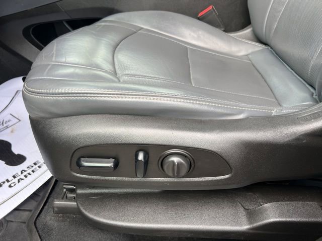 Used 2018 Buick Enclave Essence AWD/4WD image 25