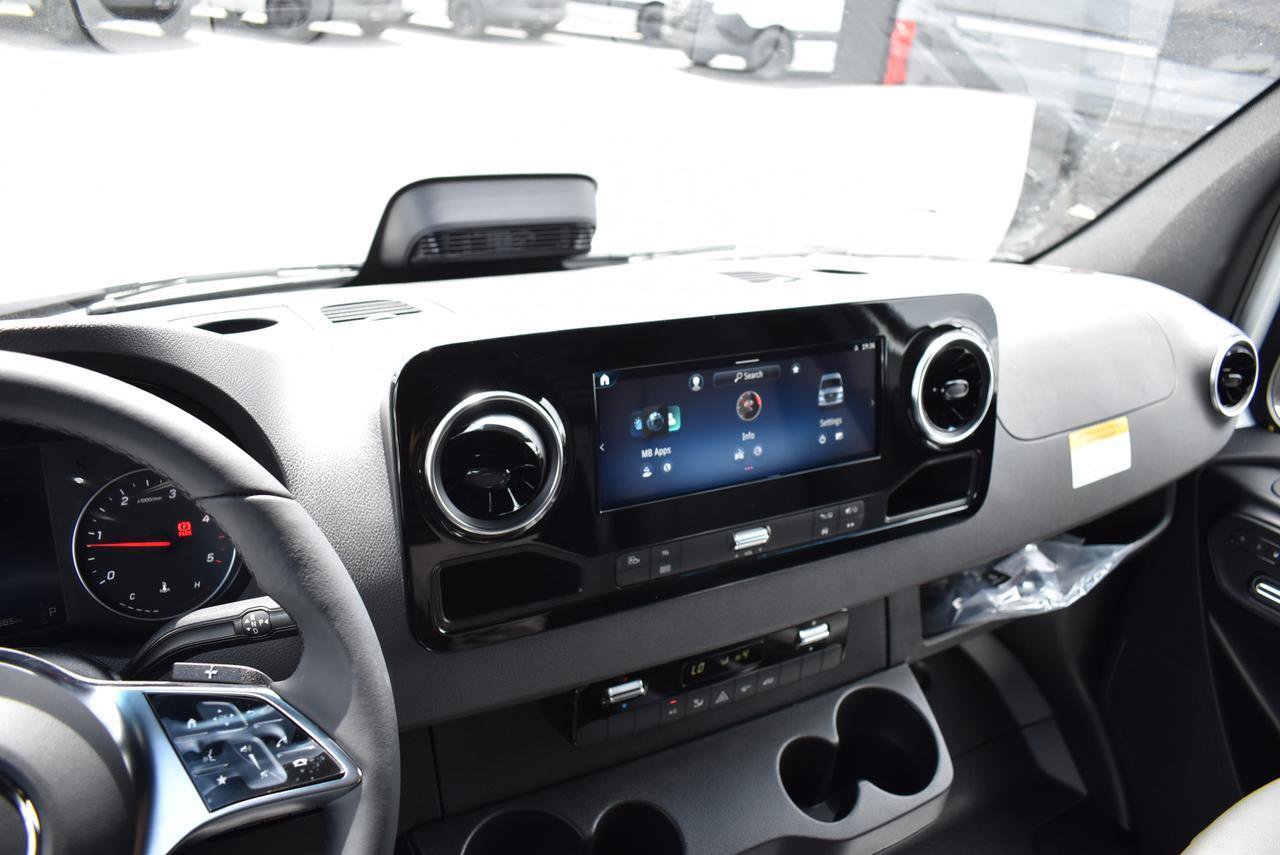 New 2025 Mercedes-Benz Sprinter 2500 image 11