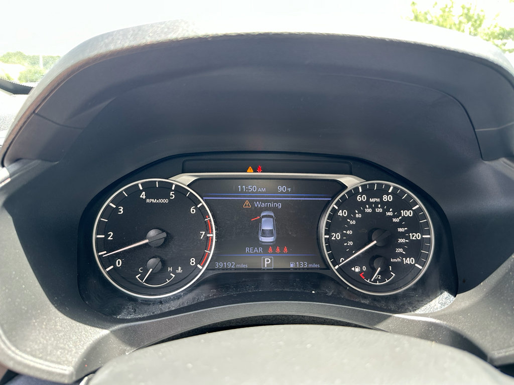 Used 2025 Nissan Altima 2.5 SV FWD image 16