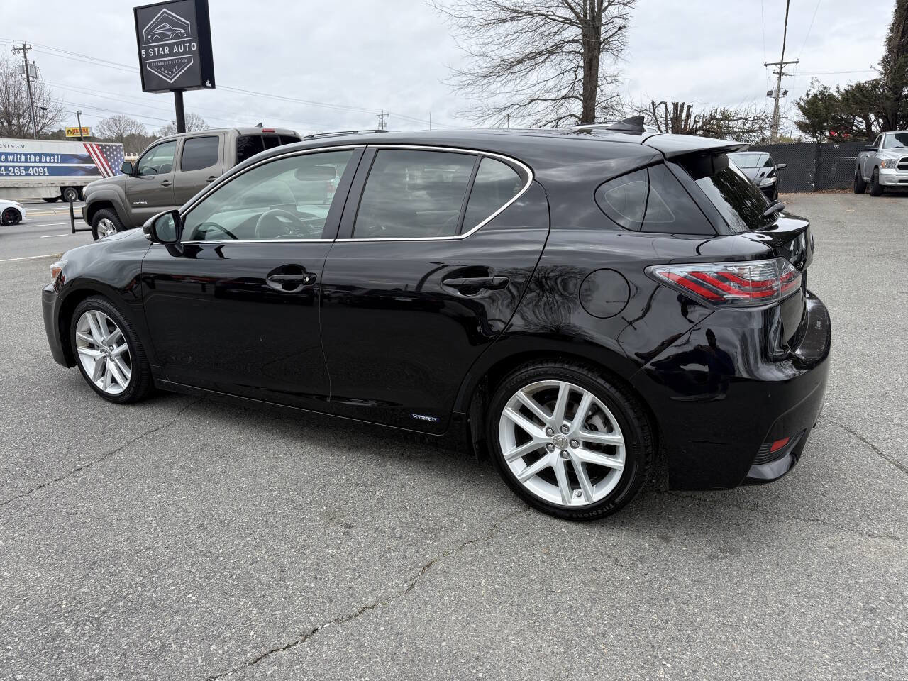 Used 2014 Lexus CT 200h image 7