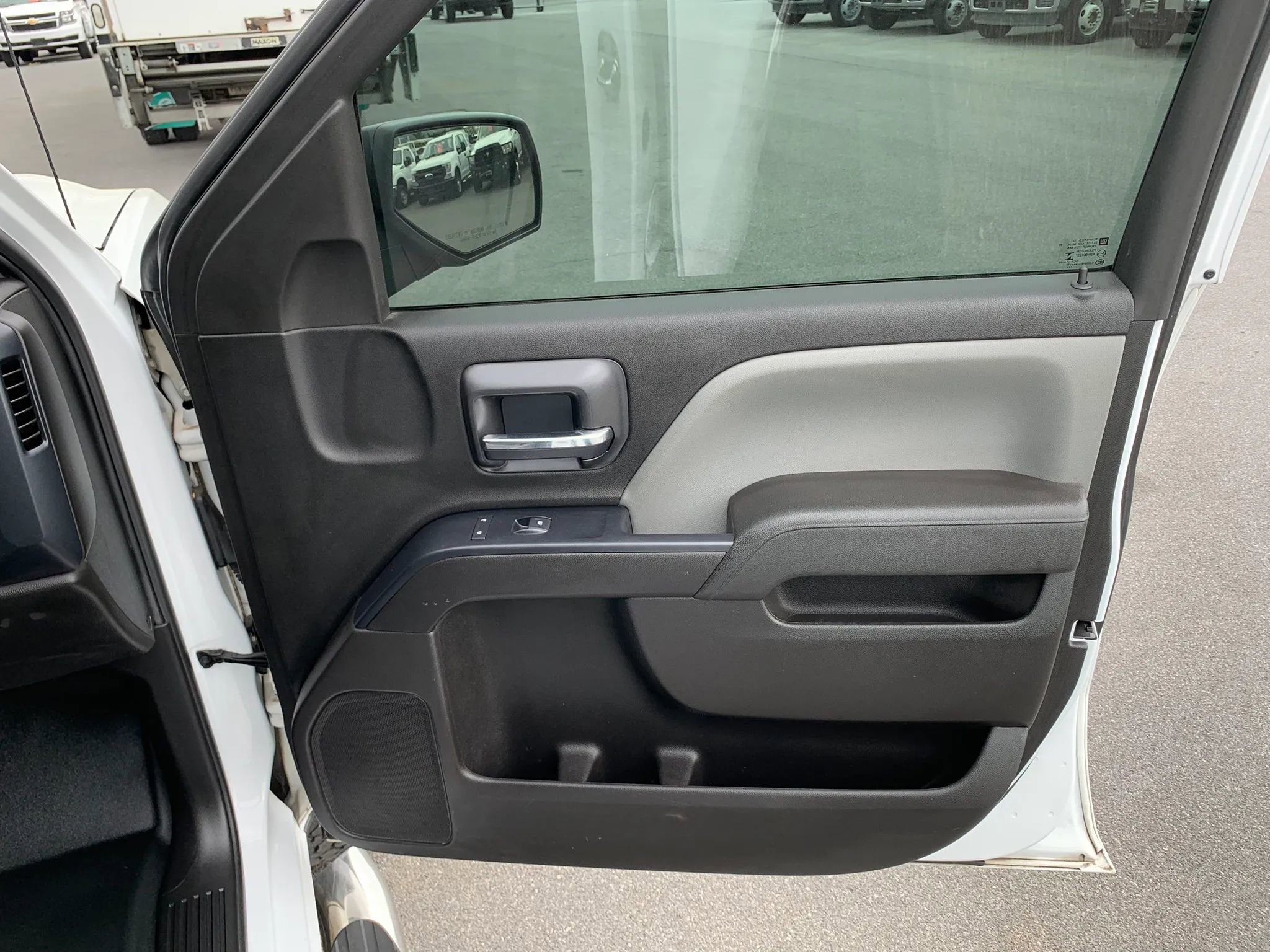 Used 2019 Chevrolet Silverado 2500 W/T AWD/4WD image 23