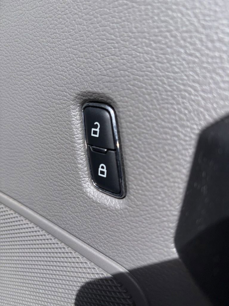 Used 2017 Ford F350 XL image 31