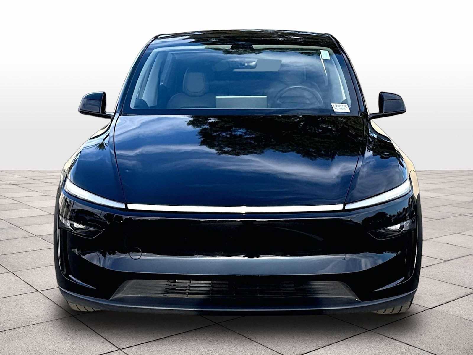 Used 2026 Tesla Model Y AWD image 3