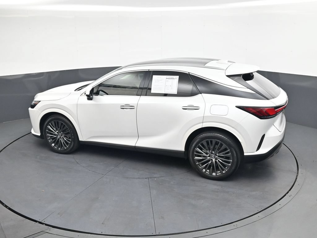 Used 2023 Lexus RX 350 w/ Accessory Package (2T) AWD/4WD image 32