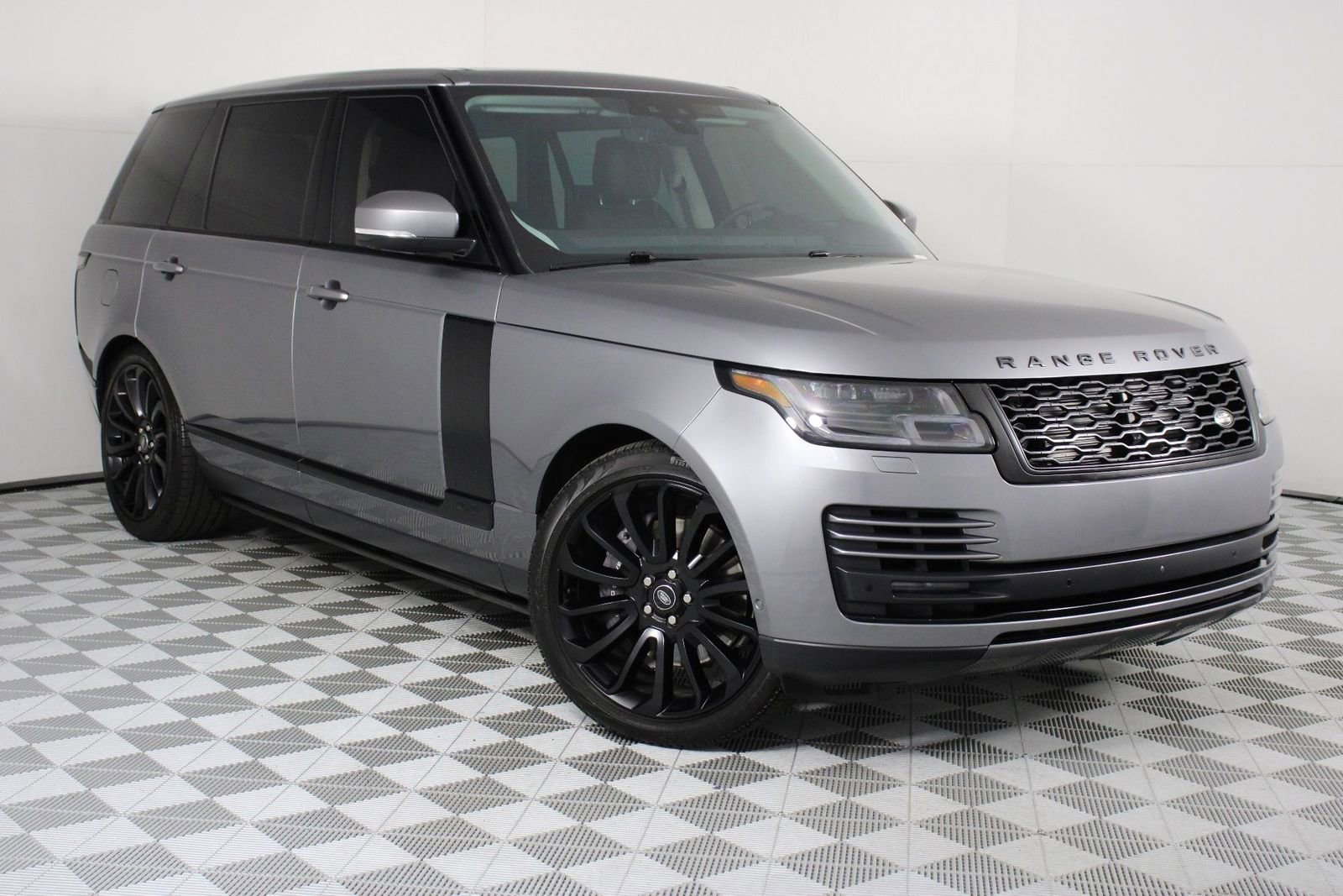 Used 2021 Land Rover Range Rover P525 Westminster Edition LWB AWD/4WD image 34