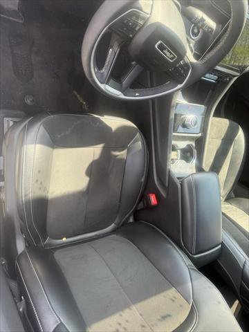 Certified 2024 Jeep Grand Cherokee L Altitude AWD/4WD image 13