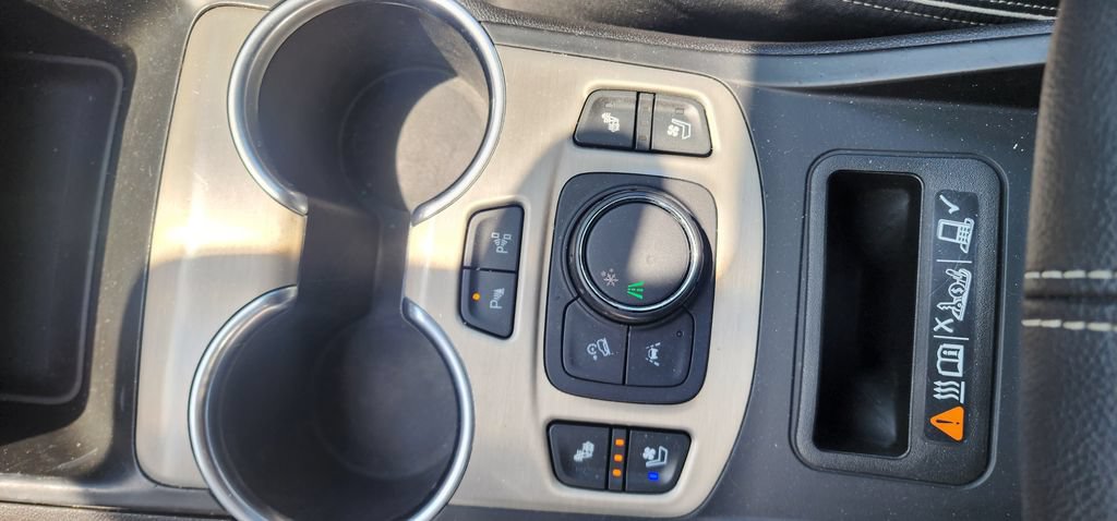 Used 2019 GMC Terrain Denali w/ Advanced Safety Package FWD image 38