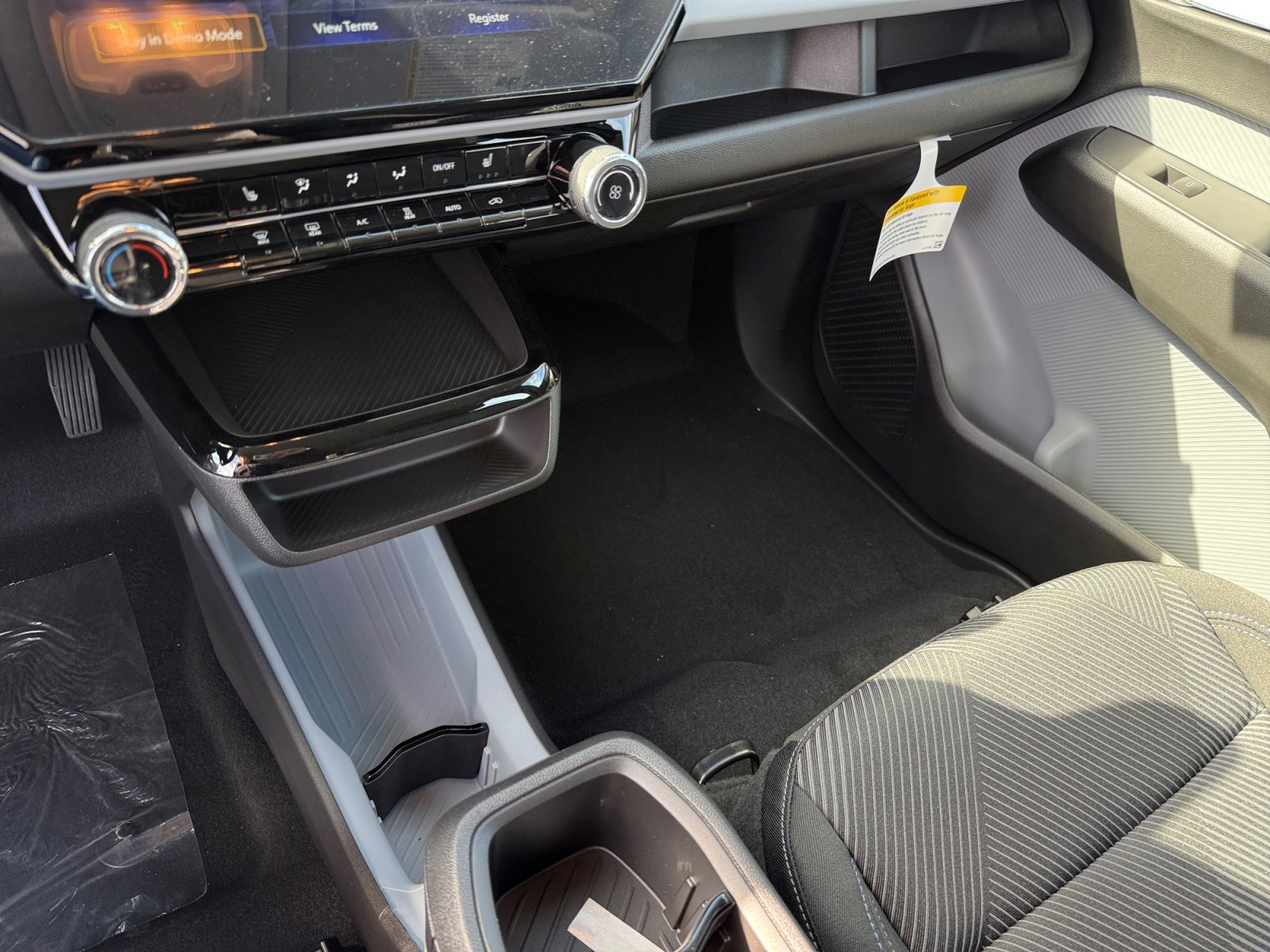 New 2027 Chevrolet Bolt LT w/ Comfort Package image 13