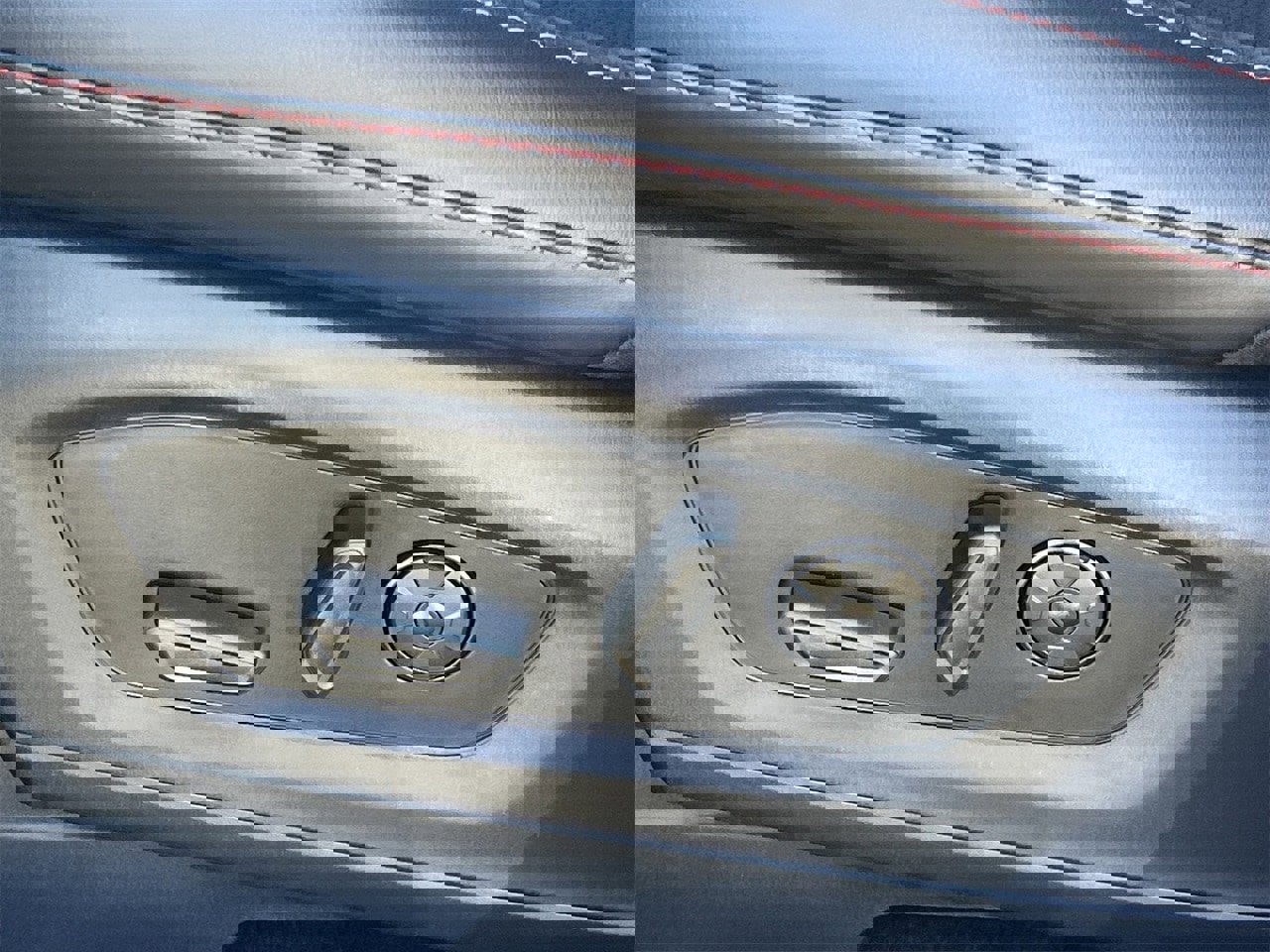 New 2026 Ford Explorer ST w/ Sun And Sound Package image 21