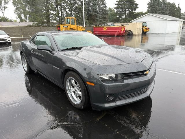 Used 2014 Chevrolet Camaro LT RWD image 4