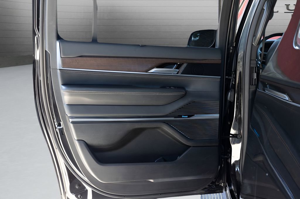 Used 2024 Jeep Grand Wagoneer L 4WD image 55