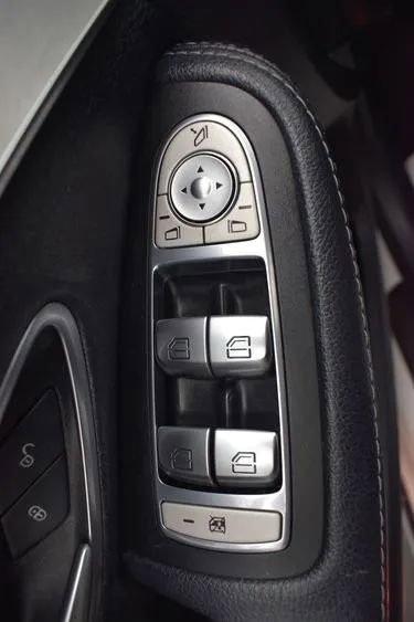 Used 2018 Mercedes-Benz C 300 4MATIC Sedan w/ Premium Package image 21