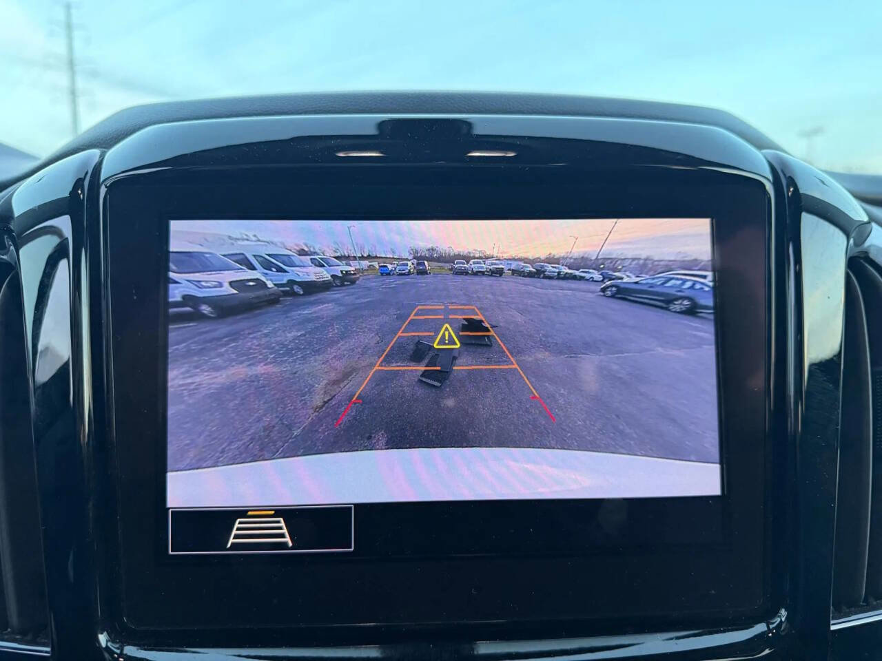 Used 2020 Chevrolet Traverse LT AWD/4WD image 22
