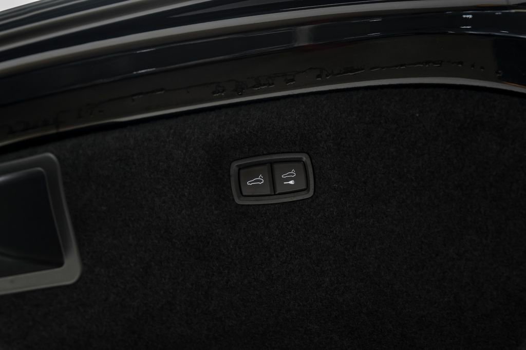 Used 2024 Porsche Taycan 4S AWD/4WD image 60