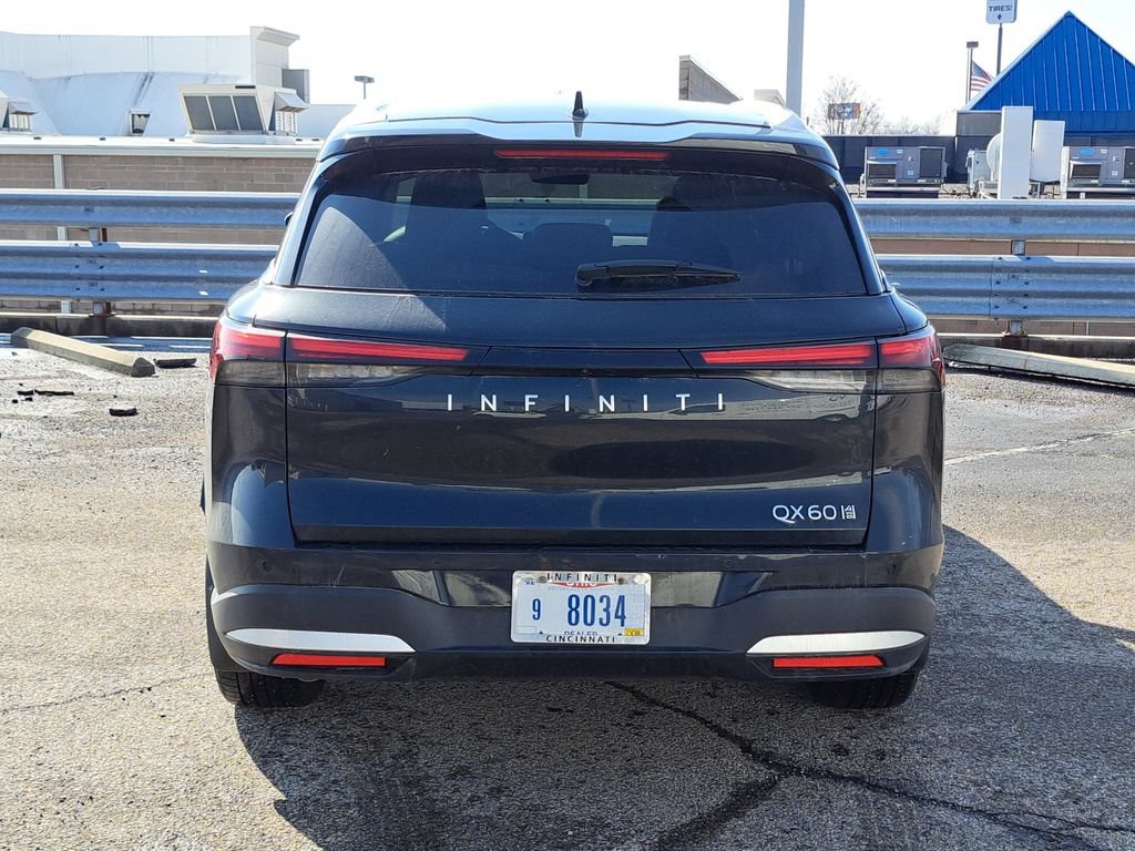 Used 2026 INFINITI QX60 Luxe w/ Cargo Package AWD/4WD image 4