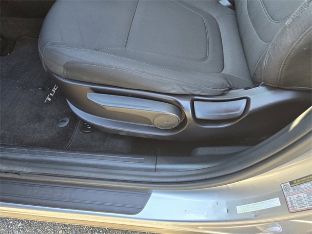 Certified 2022 Hyundai Tucson SE image 16