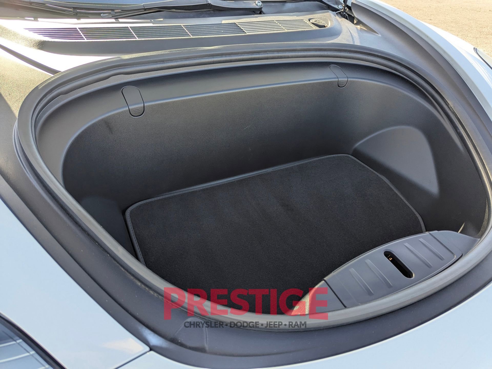 Used 2019 Tesla Model 3 Standard Range Plus RWD image 4