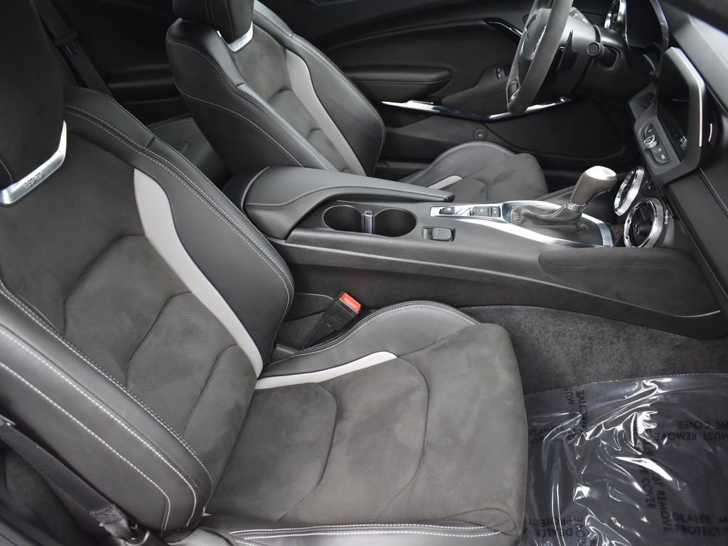 Used 2021 Chevrolet Camaro SS image 23