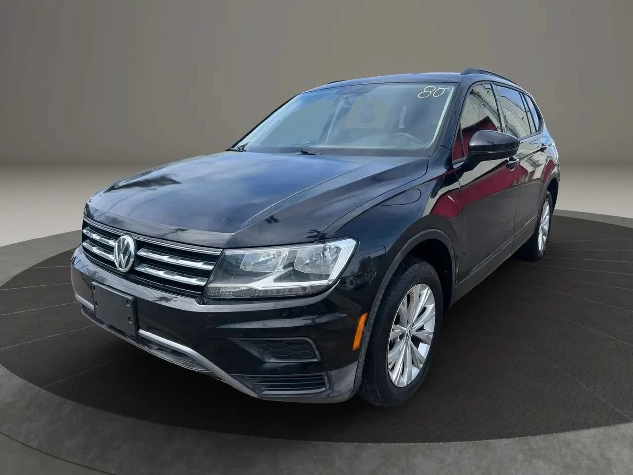 Used 2018 Volkswagen Tiguan S FWD image 1