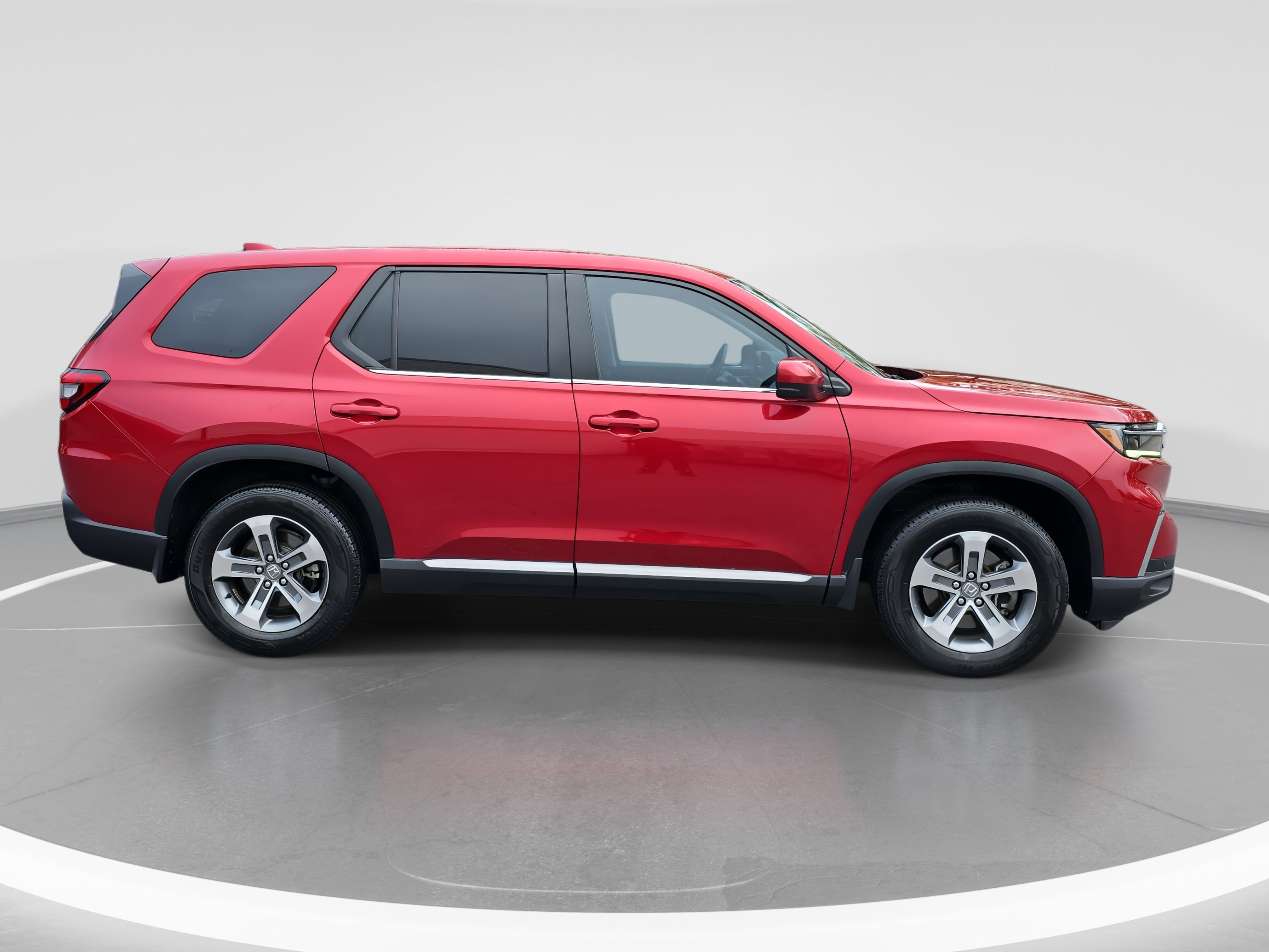 Used 2024 Honda Pilot EX-L image 4