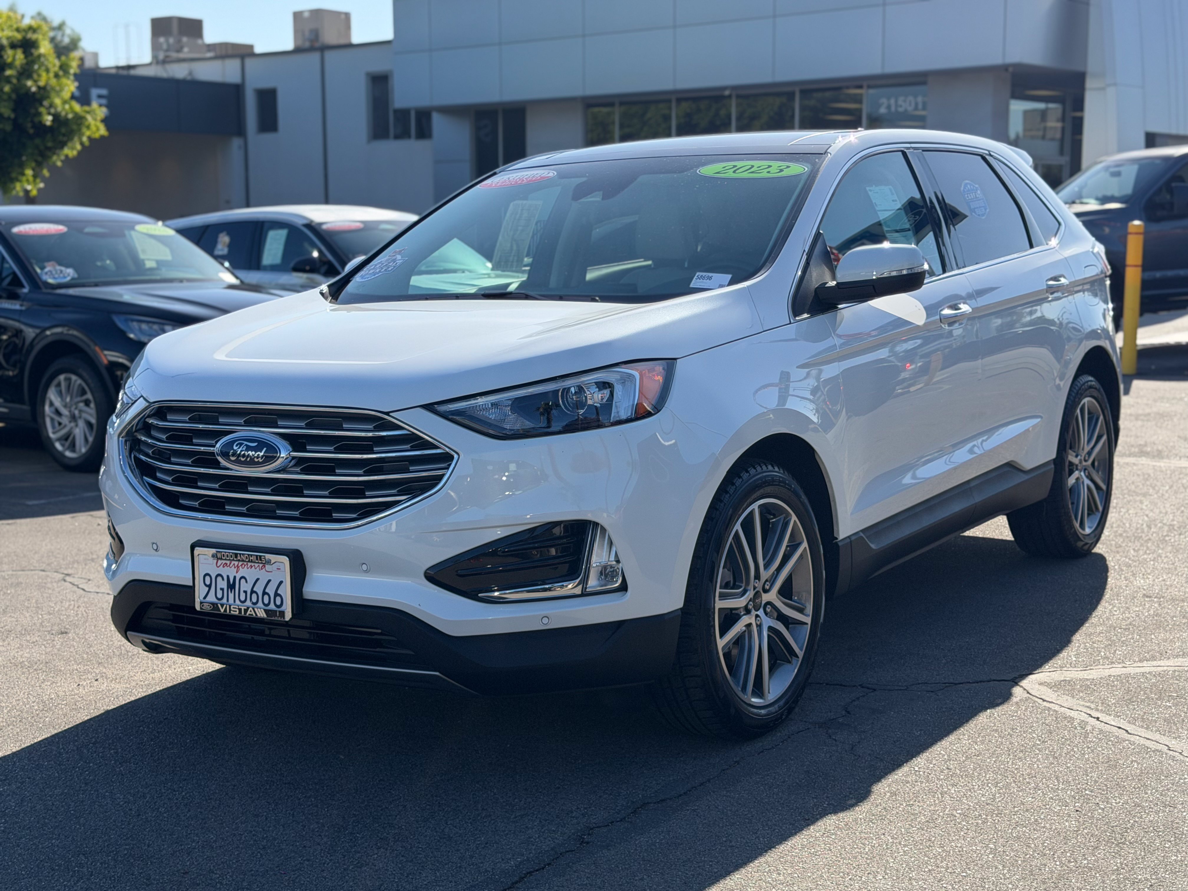 Certified 2023 Ford Edge Titanium w/ Class II Trailer Tow Package AWD/4WD image 3