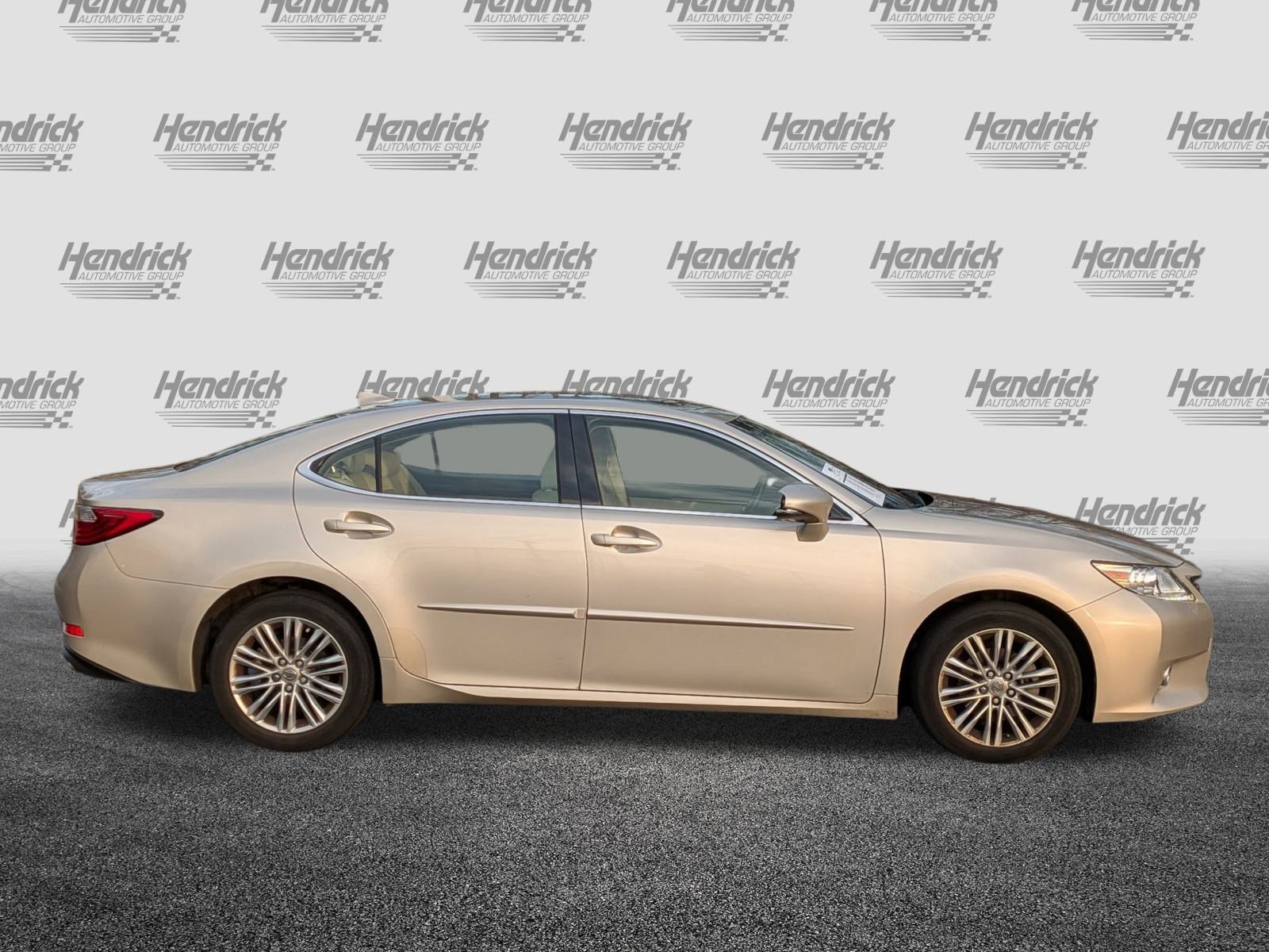 Used 2015 Lexus ES 350 image 11