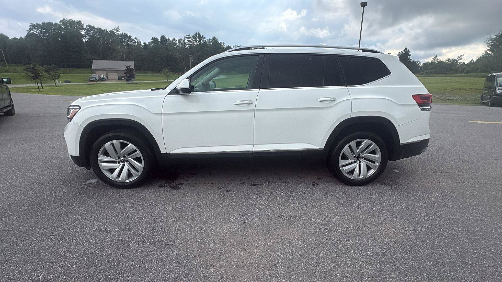 Used 2021 Volkswagen Atlas SEL AWD/4WD image 7