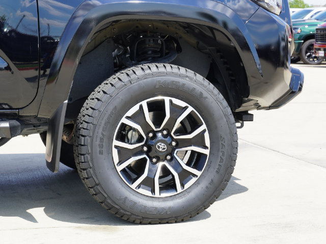 Used 2023 Toyota Tacoma TRD Sport w/ Technology Package AWD/4WD image 16