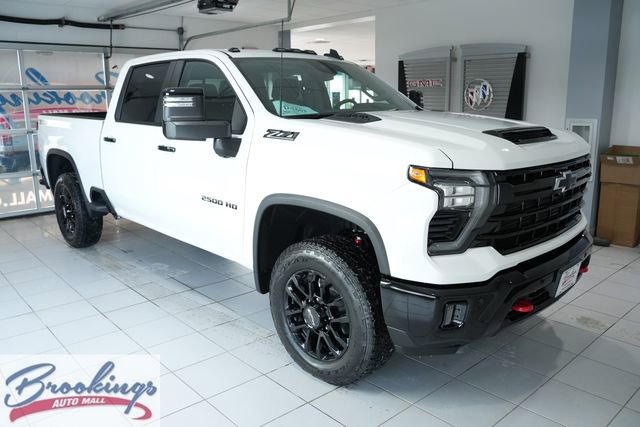 New 2026 Chevrolet Silverado 2500 LT w/ Trail Boss Package