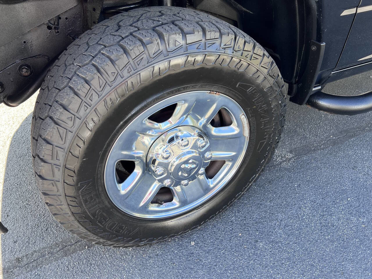 Used 2019 RAM 2500 Tradesman w/ Chrome Appearance Group image 10