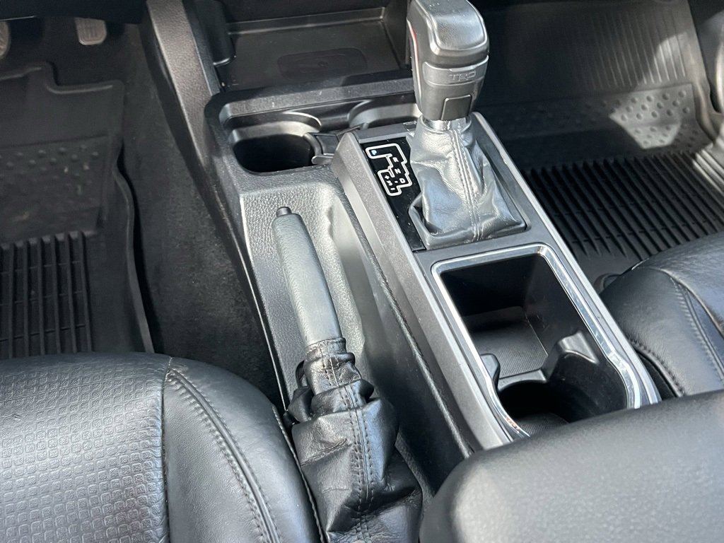Used 2019 Toyota Tacoma TRD Off-Road image 19