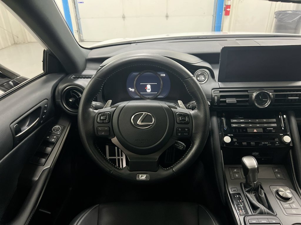 Used 2024 Lexus IS 350 F Sport RWD image 11